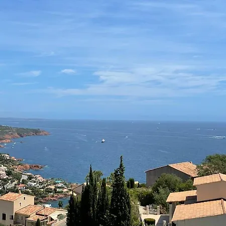 Bleu Antheor Lägenhet