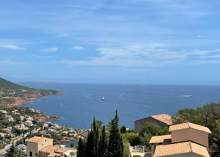 Bleu Antheor Apartman